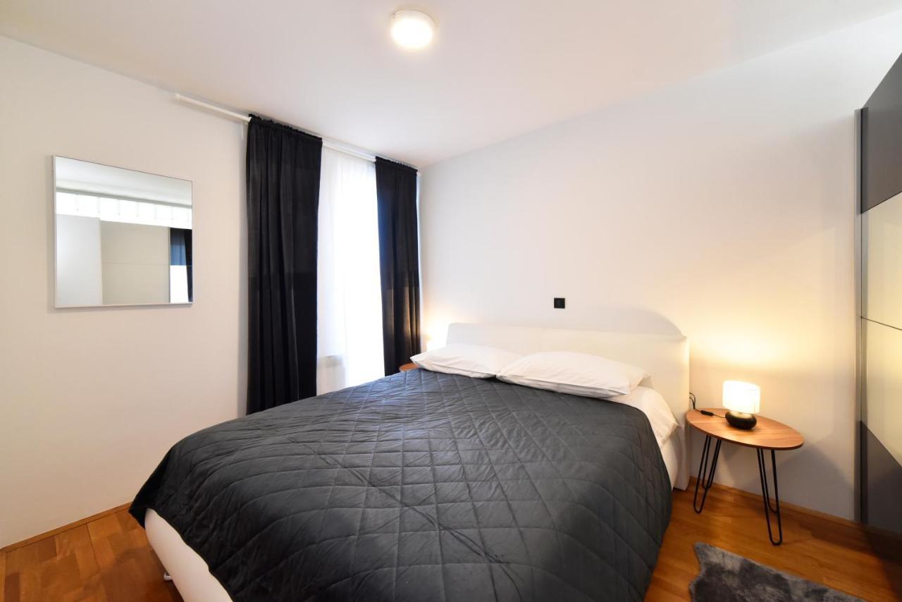 Lavir Apartment With Parking Zagreb Exterior photo