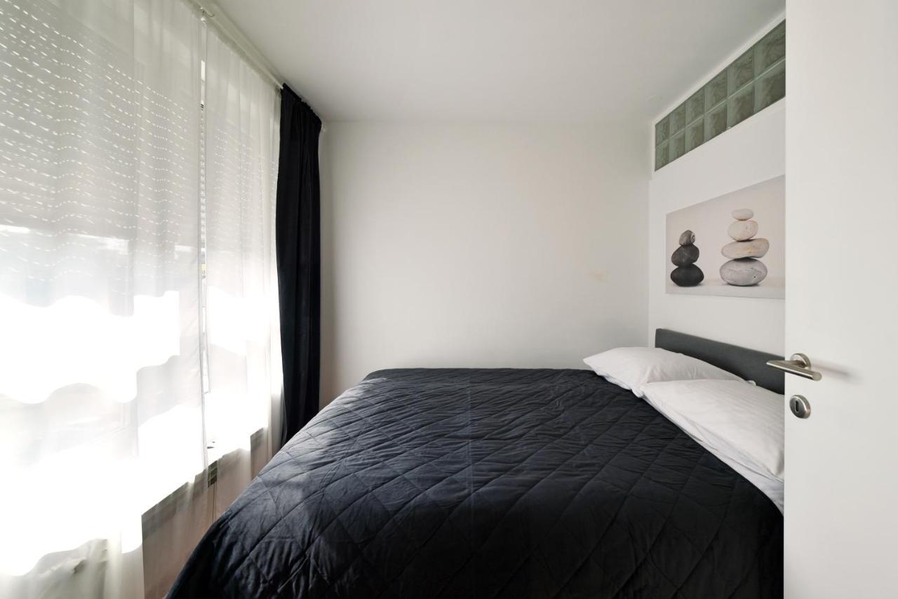 Lavir Apartment With Parking Zagreb Exterior photo