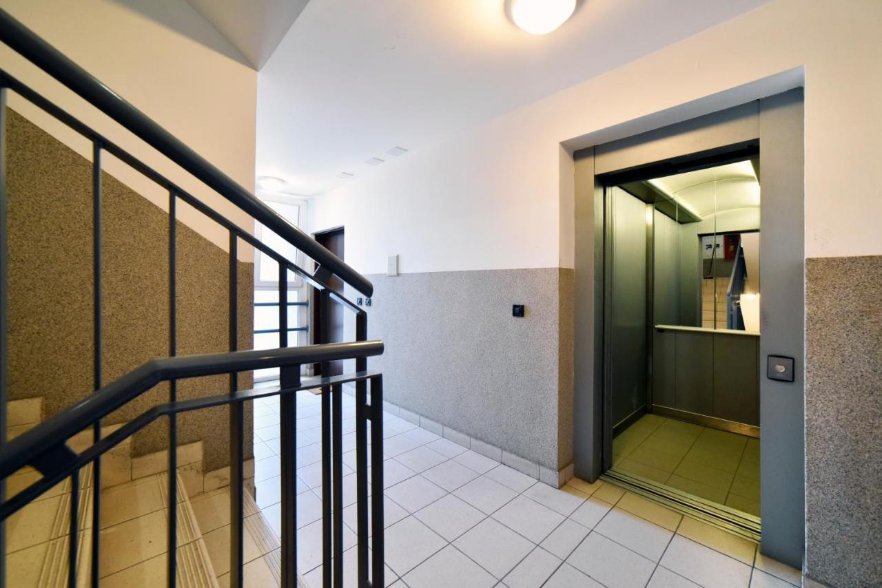 Lavir Apartment With Parking Zagreb Exterior photo